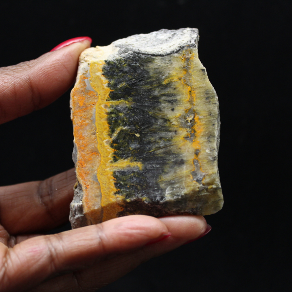 Pequena placa polida de Jaspe Abelha