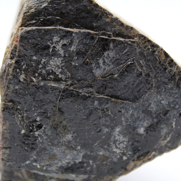 Exemplar bruto de turmalina negra - Origem: Madagascar