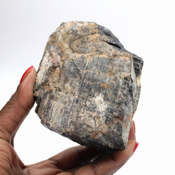 Exemplar bruto de turmalina negra - Origem: Madagascar