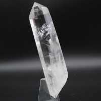 Prisma bi-terminado de cristal de rocha ressurgido