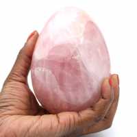 Ovo mineral de quartzo rosa