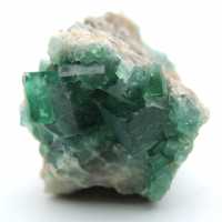 Fluorita natural cristalizada em cubos