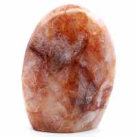 Pedra polida em quartzo vermelho