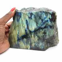Labradorite polida de um lado