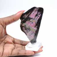 Fatia de rodonita natural para coleção de minerais