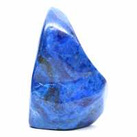 Ornamento de lápis-lazúli, peça polida, item de colecionador.