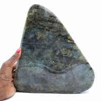 Exemplar gigante de labradorita polida, pedra decorativa única, Madagascar