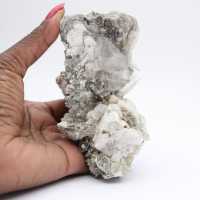 Cristais de mica em quartzo afegão
