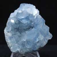 Pequeno bloco de celestita cristalizada de Madagascar