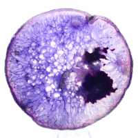 Fatia de ágata brasileira maciça, em tons de roxo.