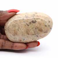 Seixo de feldspato malgaxe – Espécime de mineralogia Seixo de feldspato malgaxe – Espécime de mineralogia