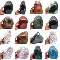 Pedra ornamental grande