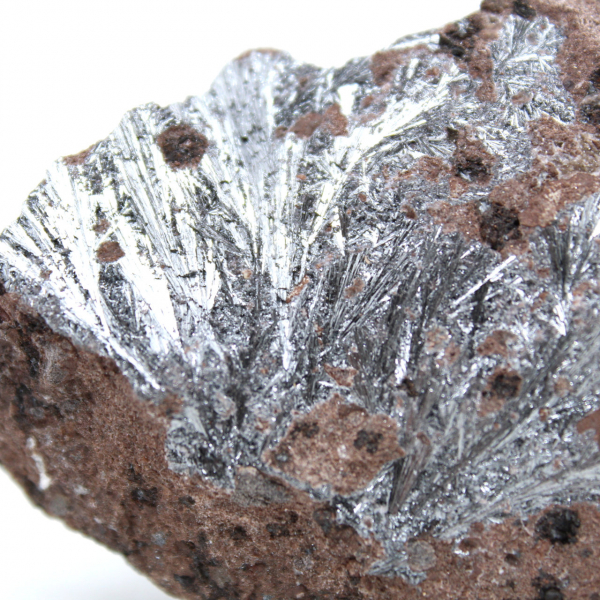 Pirolusita cristalizada natural
