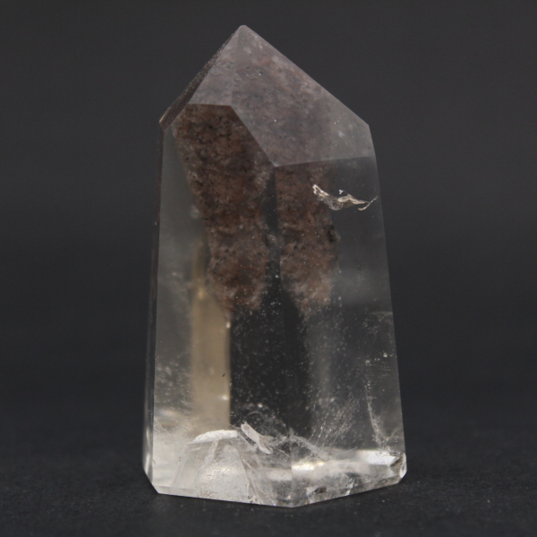 Prisma de cristal de rocha ressurgido
