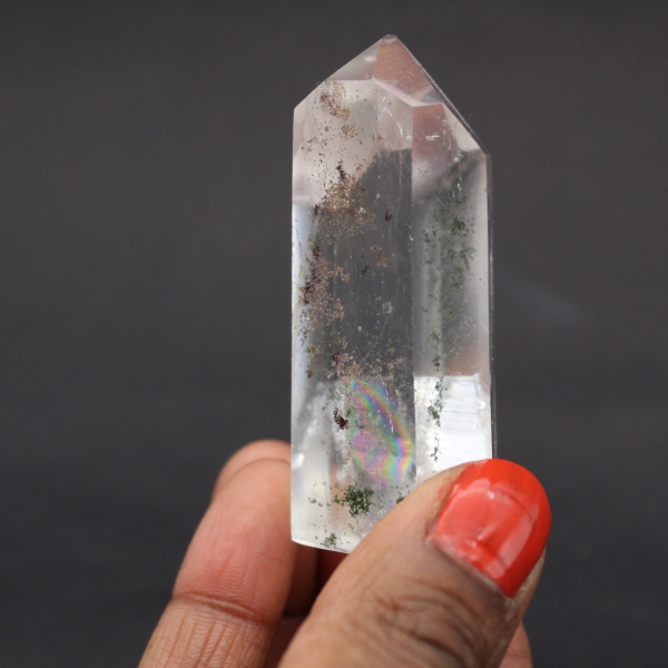 Prisma de quartzo com inclusão de clorita