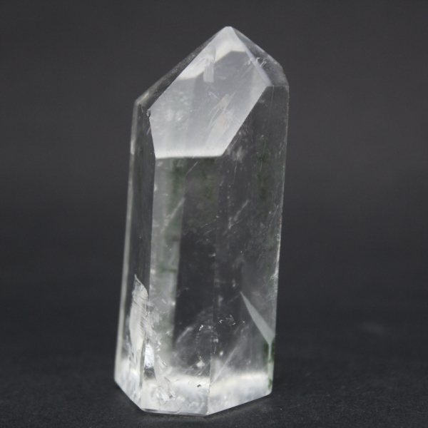 Prisma de quartzo com inclusão de clorita