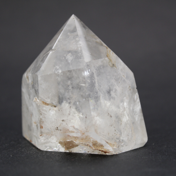 Prisma de cristal de rocha com inclusão