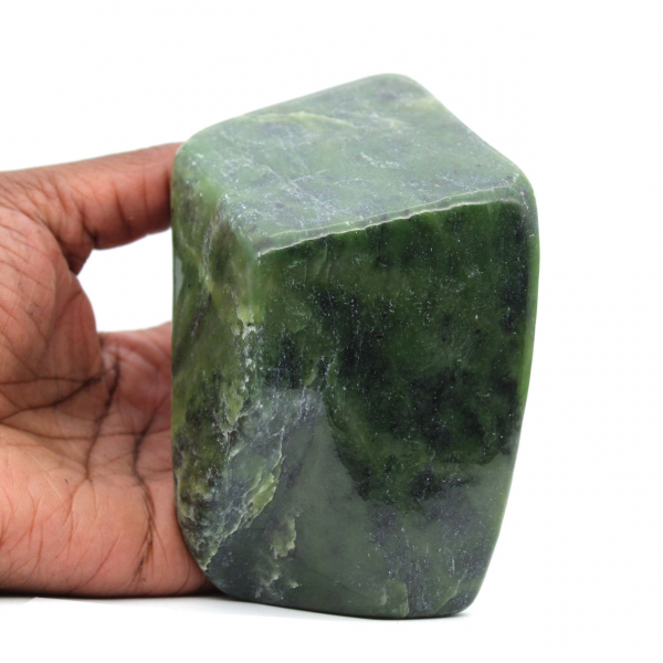 Pedra polida de jade nefrita