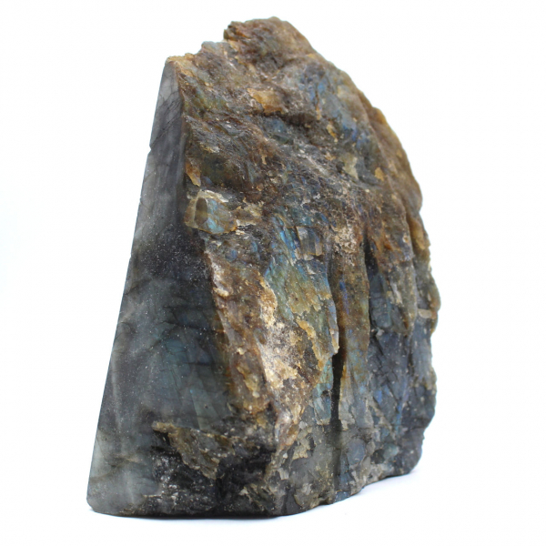 Pedra natural de labradorite com um lado polido