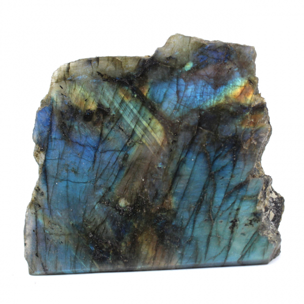 Labradorite natural polida de um lado