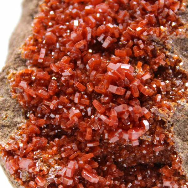 Cristais naturais de vanadinite