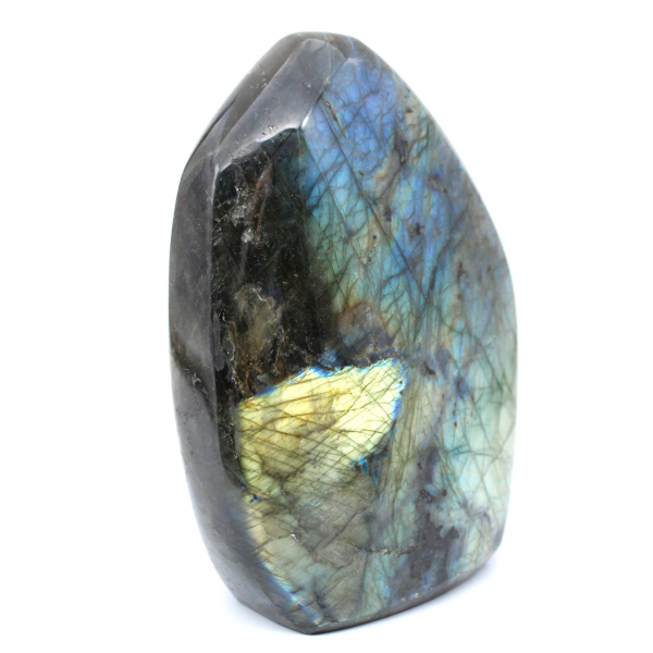 Labradorite polida em formato polido