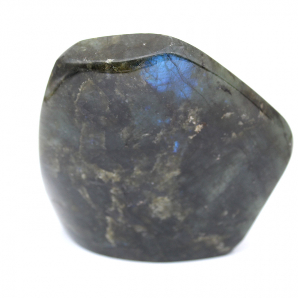 Labradorite polida em forma livre