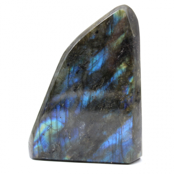 Labradorite polida em forma livre