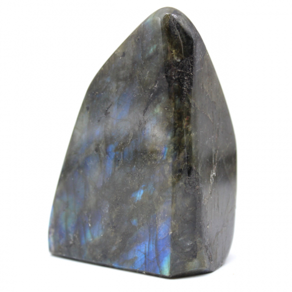 Labradorite polida em forma livre