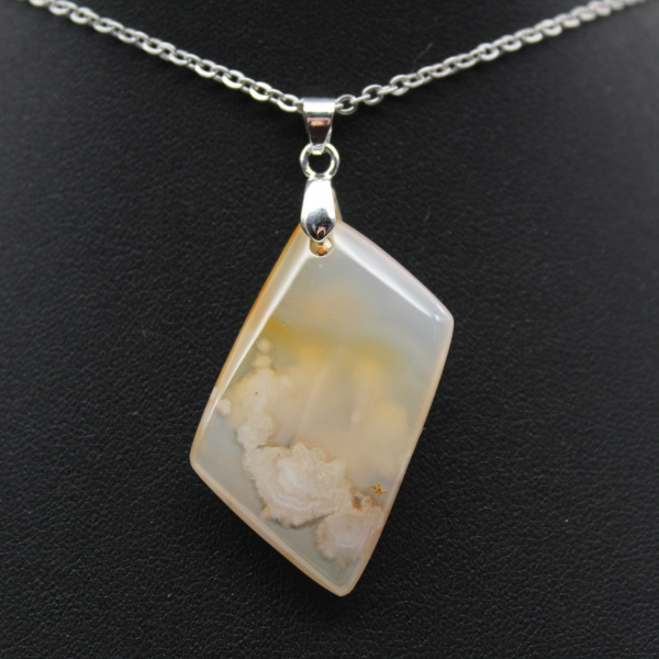 Pingente de diamante de ágata flor