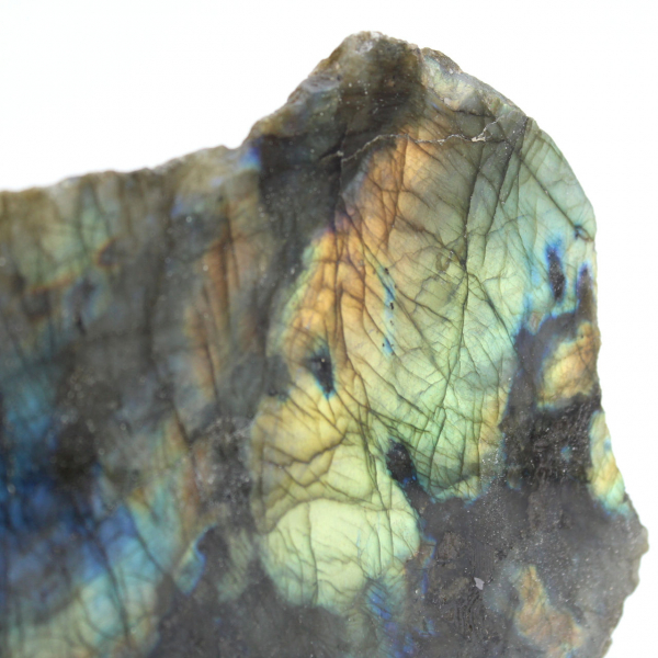 Labradorite ornamental polida de um lado