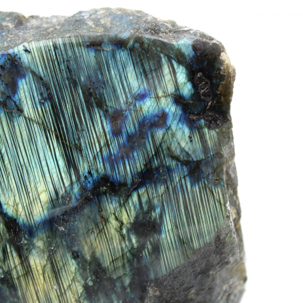 Labradorite polida de um lado