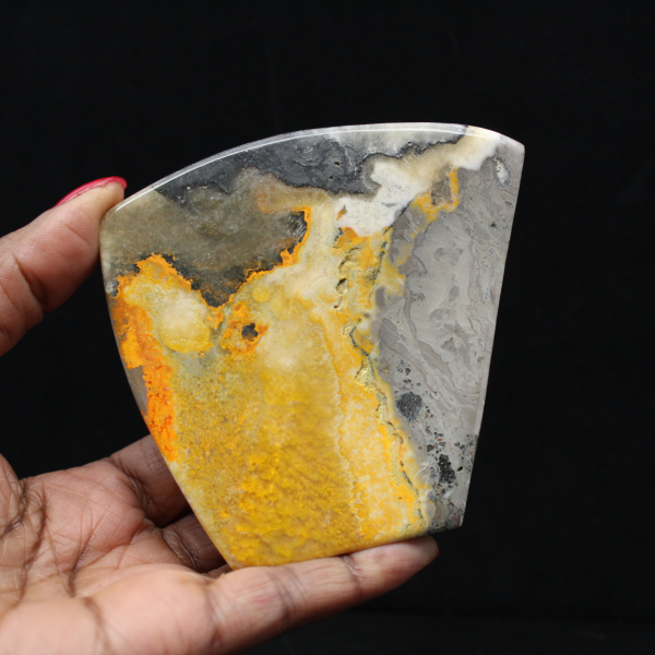 Ornamento autêntico de abelha em jaspe.