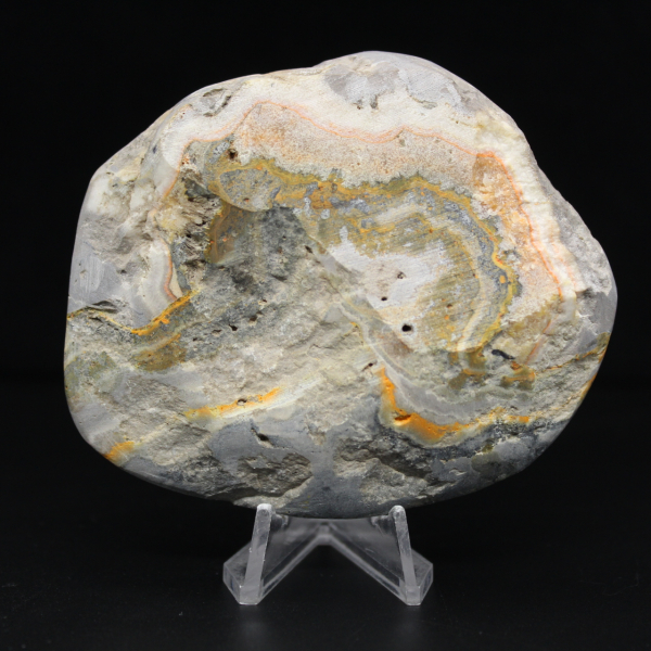 Ornamento de abelha em jaspe polido, Indonésia, raro.