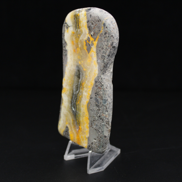 Jaspe liso, pedra vulcânica tipo abelha