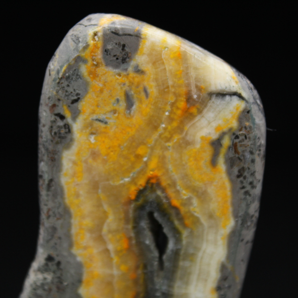 Pequena decoração de abelha em jaspe