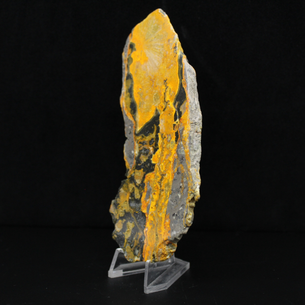 Fatia de Jaspe Abelha: Estética Vulcânica