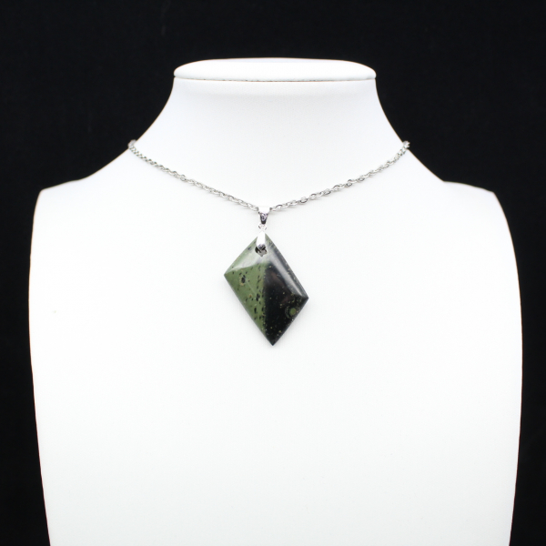 Pingente Kambamba Jasper em forma de diamante