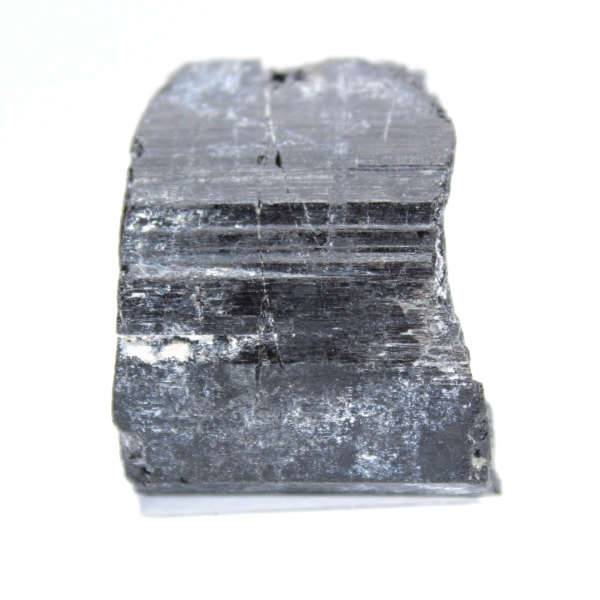 Turmalina negra bruta