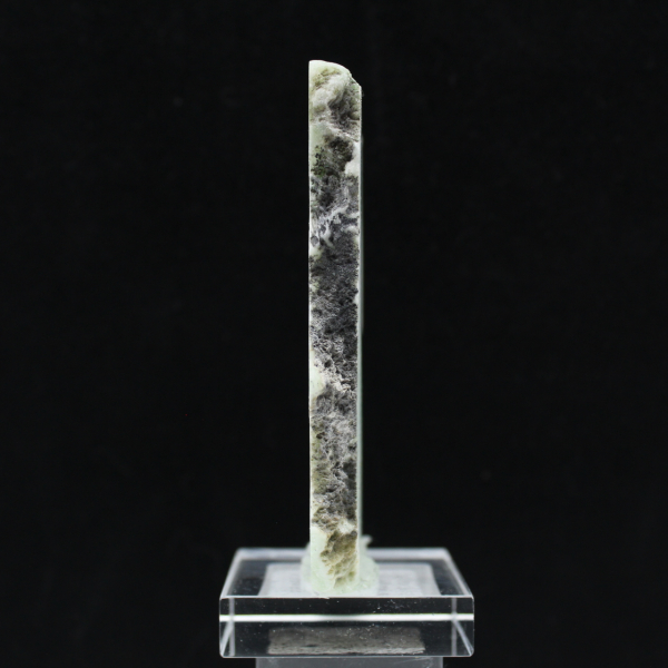 Fatia de pedra de aragonita verde natural