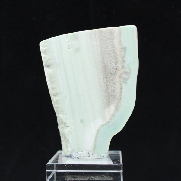 Fatia de pedra de aragonita verde natural