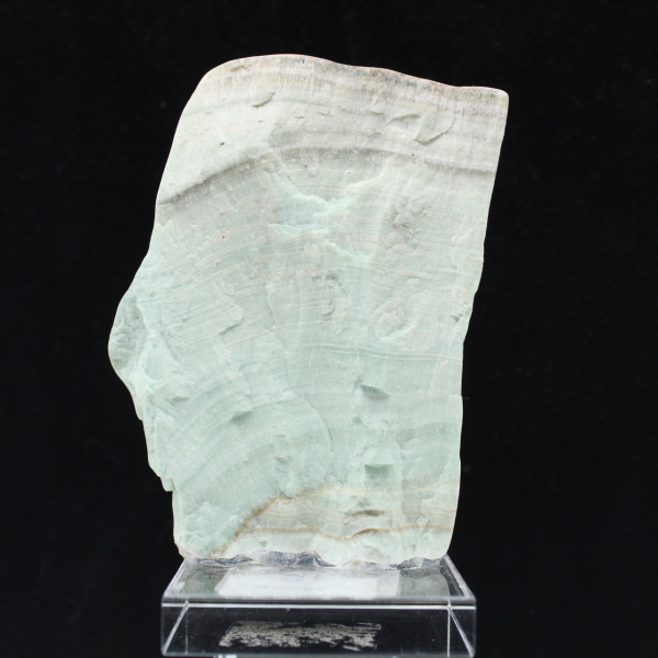 Fatia polida de aragonita verde mineral bruto de qualidade