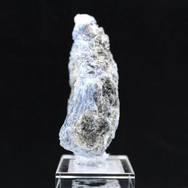 Cristais de Cianite