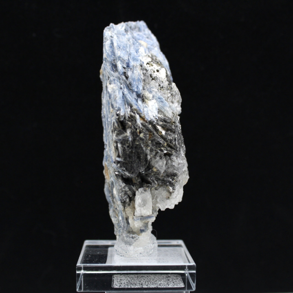 Cristais de Cianite