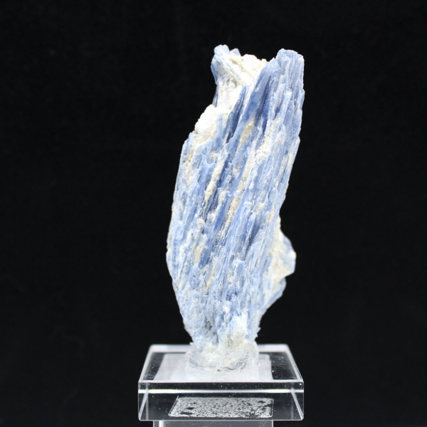 Cristais de Cianite