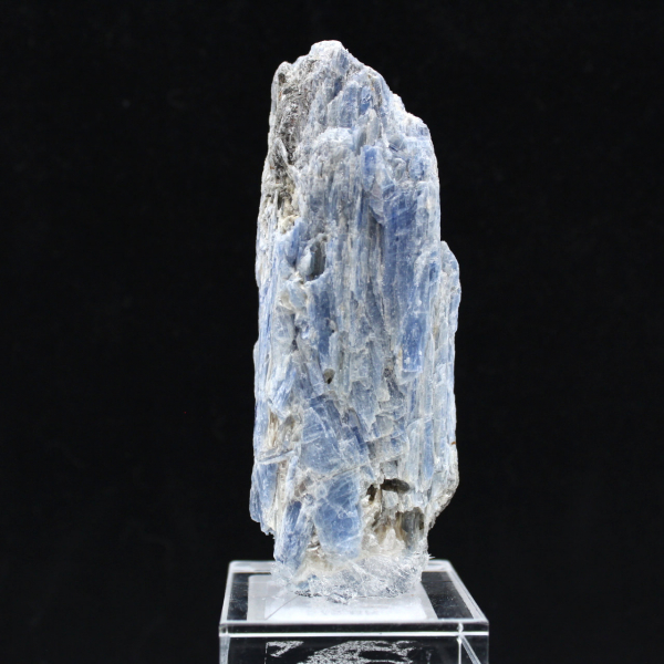 Cristais de Cianite