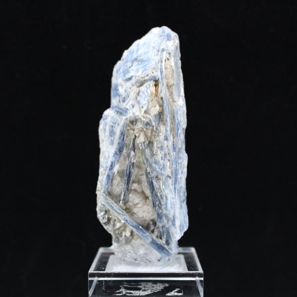 Cristais de Cianite