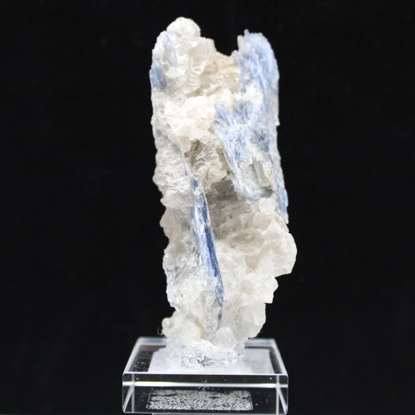Cristais de Cianite