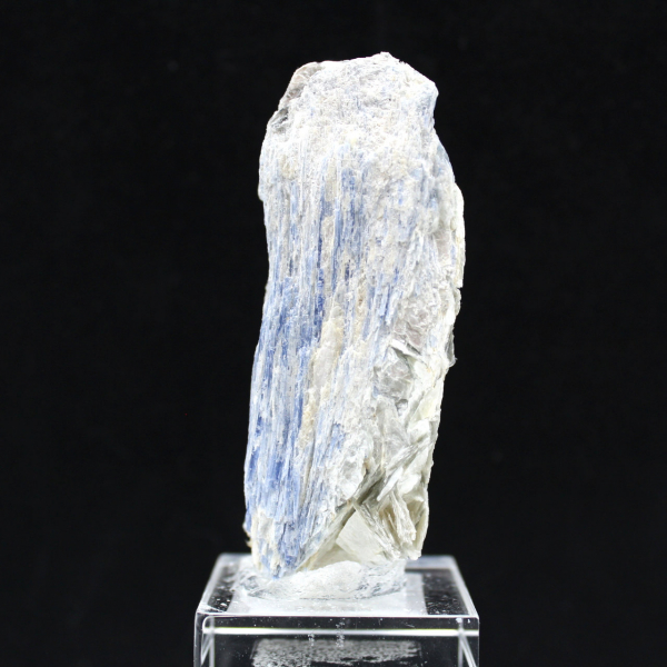 Cristais de Cianite