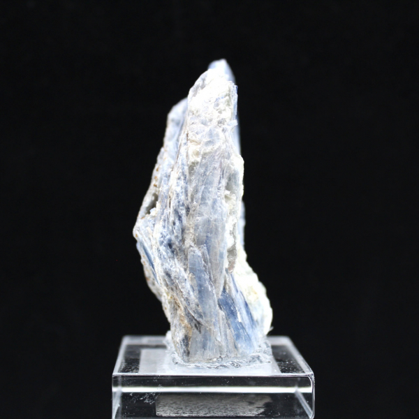 Cristais de Cianite